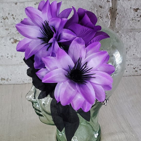 Homemade TIKI OASIS Hawaiian Luau Purple and Black Flower Hair Clip - Picture 5 of 7